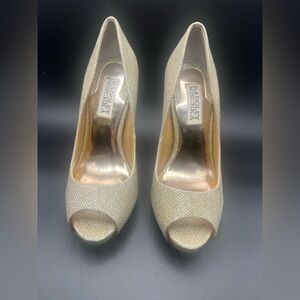 Badgley Mischka Women's Humbie Pump Size 5 Gold Glitter Platform Heels Slip On